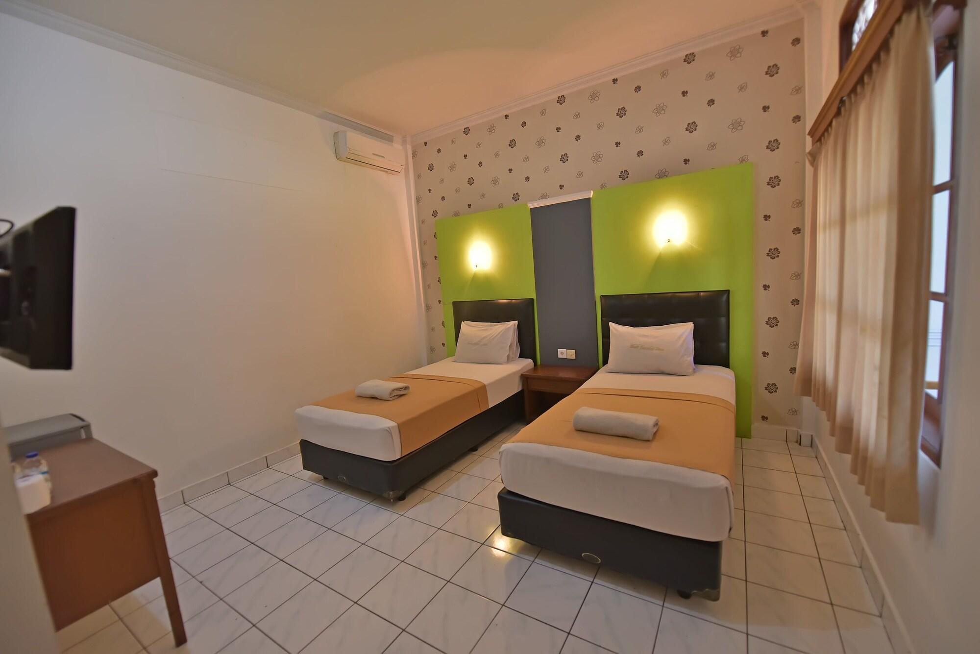 Sandat Hotel Kuta Kuta Lombok Εξωτερικό φωτογραφία